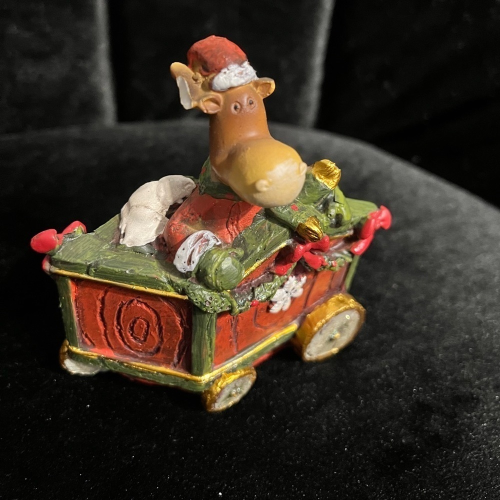 3/$15 Christmas Shelf Decor - Picture 9 of 9
